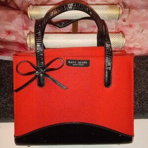 RED TRIMMED IN BLACK CUTE SMALL SATCHEL PURSE